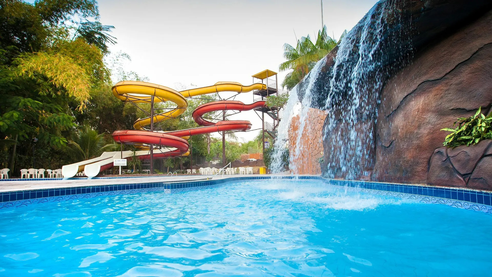 Golden Dolphin Grand Hotel Caldas Novas Resort